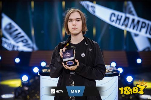 【战报】王者荣耀2020KPL秋季赛，成都AG超玩会 3：0 DYG锁定季后赛！